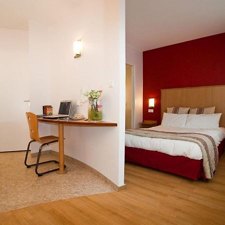 Les Messines Apparthotel Metz Quarto foto