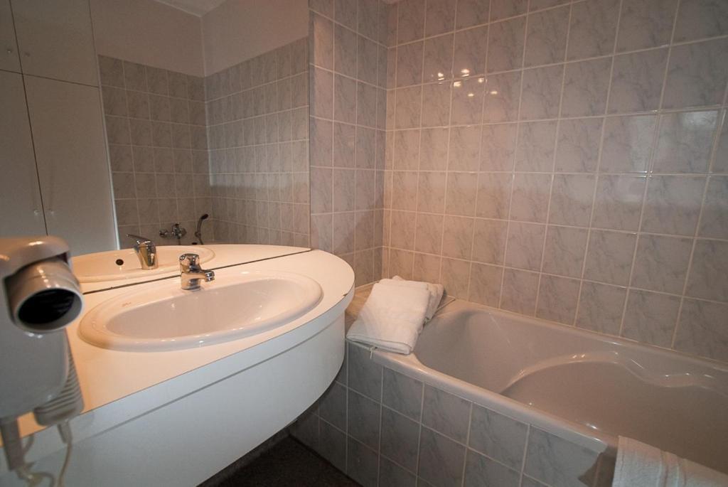 Les Messines Apparthotel Metz Quarto foto
