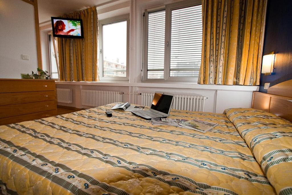 Les Messines Apparthotel Metz Quarto foto