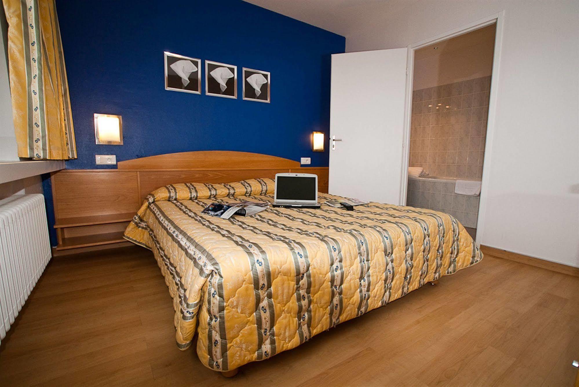 Les Messines Apparthotel Metz Exterior foto